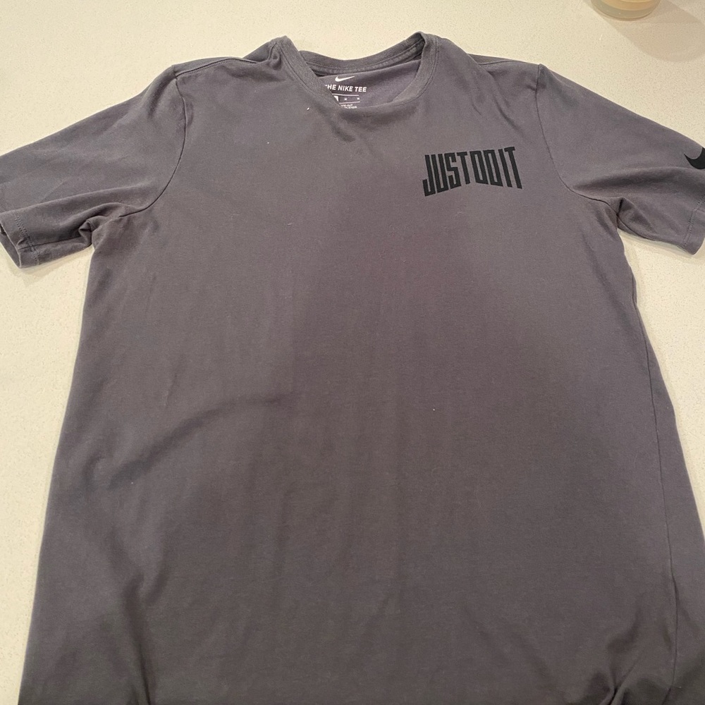 Nike tshirt